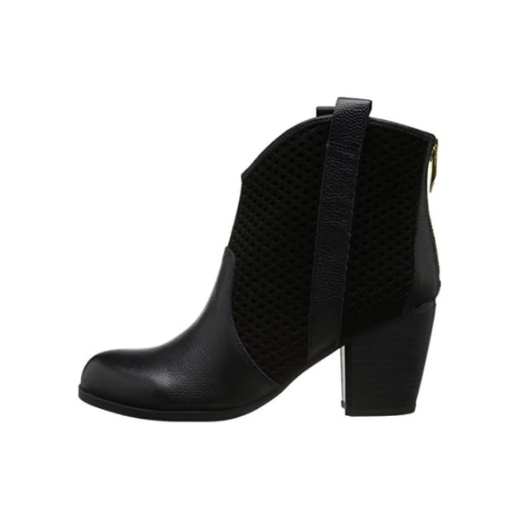 FERGIE NIB Towson leather black heeled boots Women's 7.5 - Picture 2 of 3